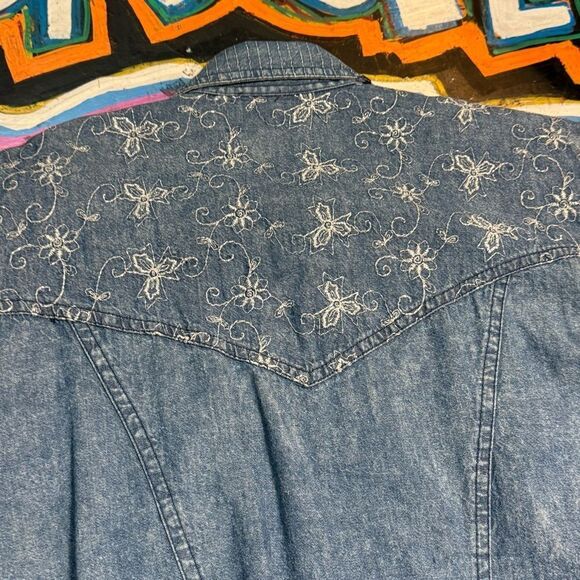 Vintage 80s Marsha Sport Embellished Denim Jacket w Shoulder Pads - Size Small - Picture 11 of 12